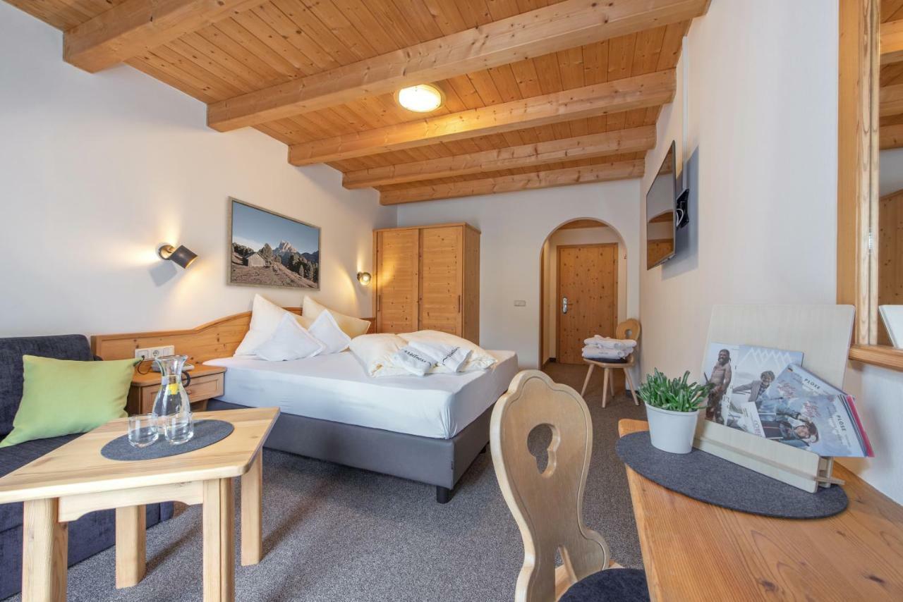 Hotel Torgglerhof Brixen Exteriör bild